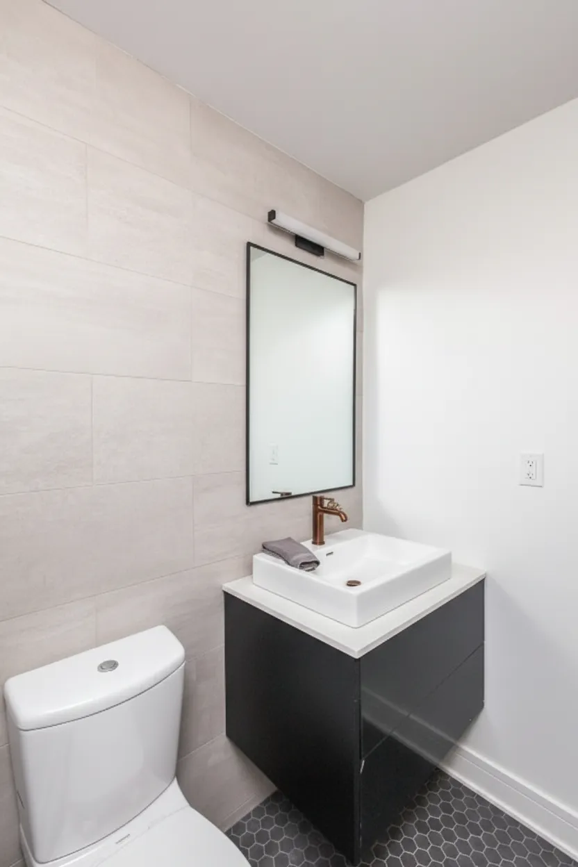 944 W Grace St   60613 60613-unit#954-G101-Chicago-IL