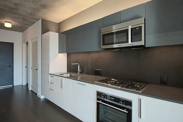 625 W Division St   60610 60610-unit#804-Chicago-IL