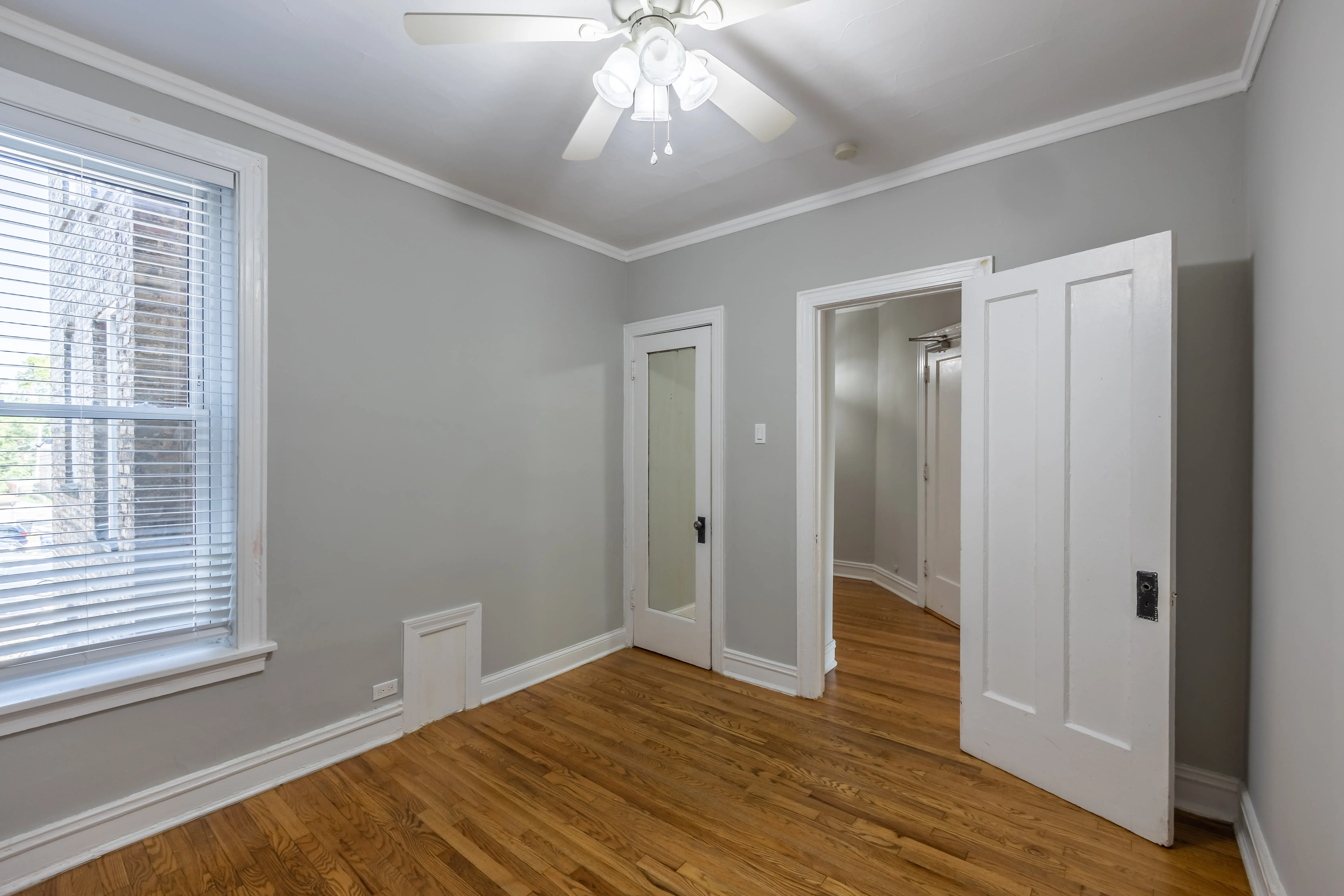 129 Ridge Ave   60202 60202-unit#2-Evanston-IL