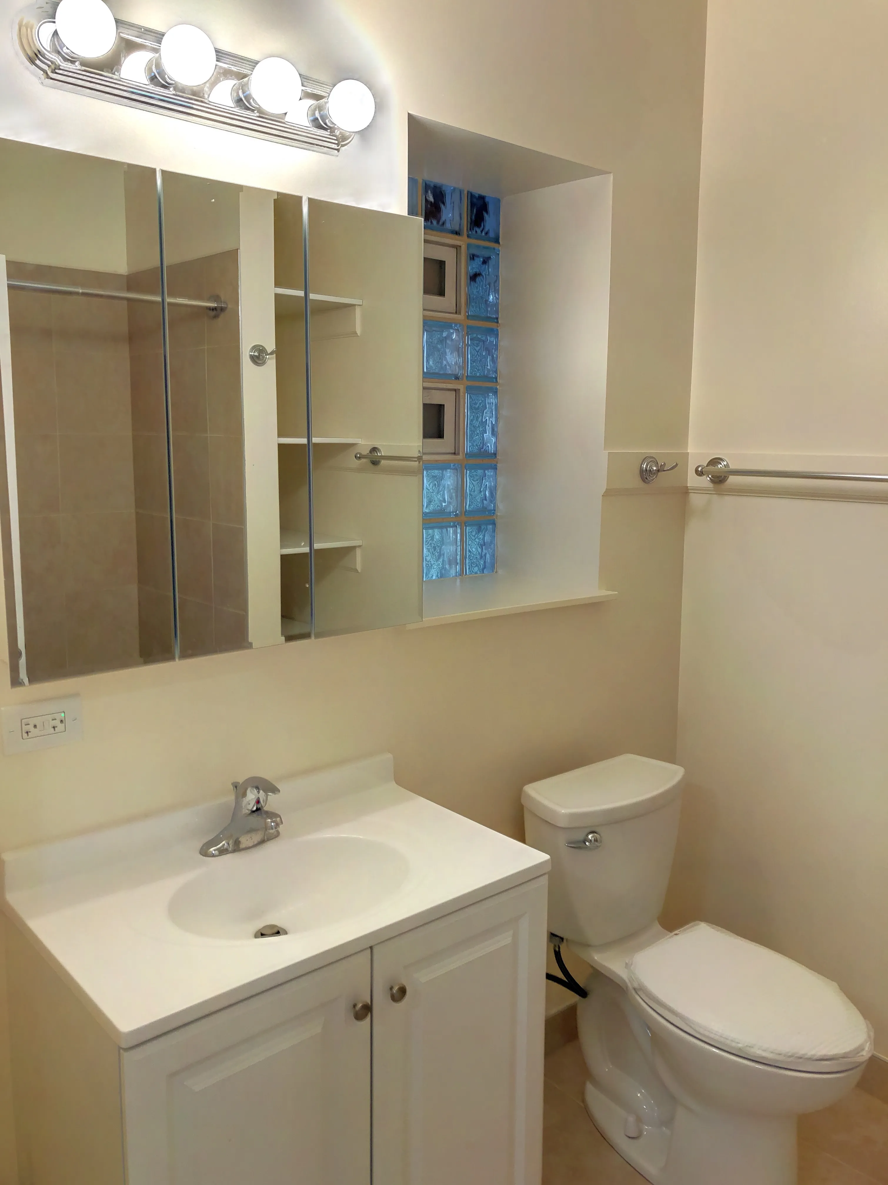 1737 W Potomac Ave   60622 60622-unit#CH-Chicago-IL