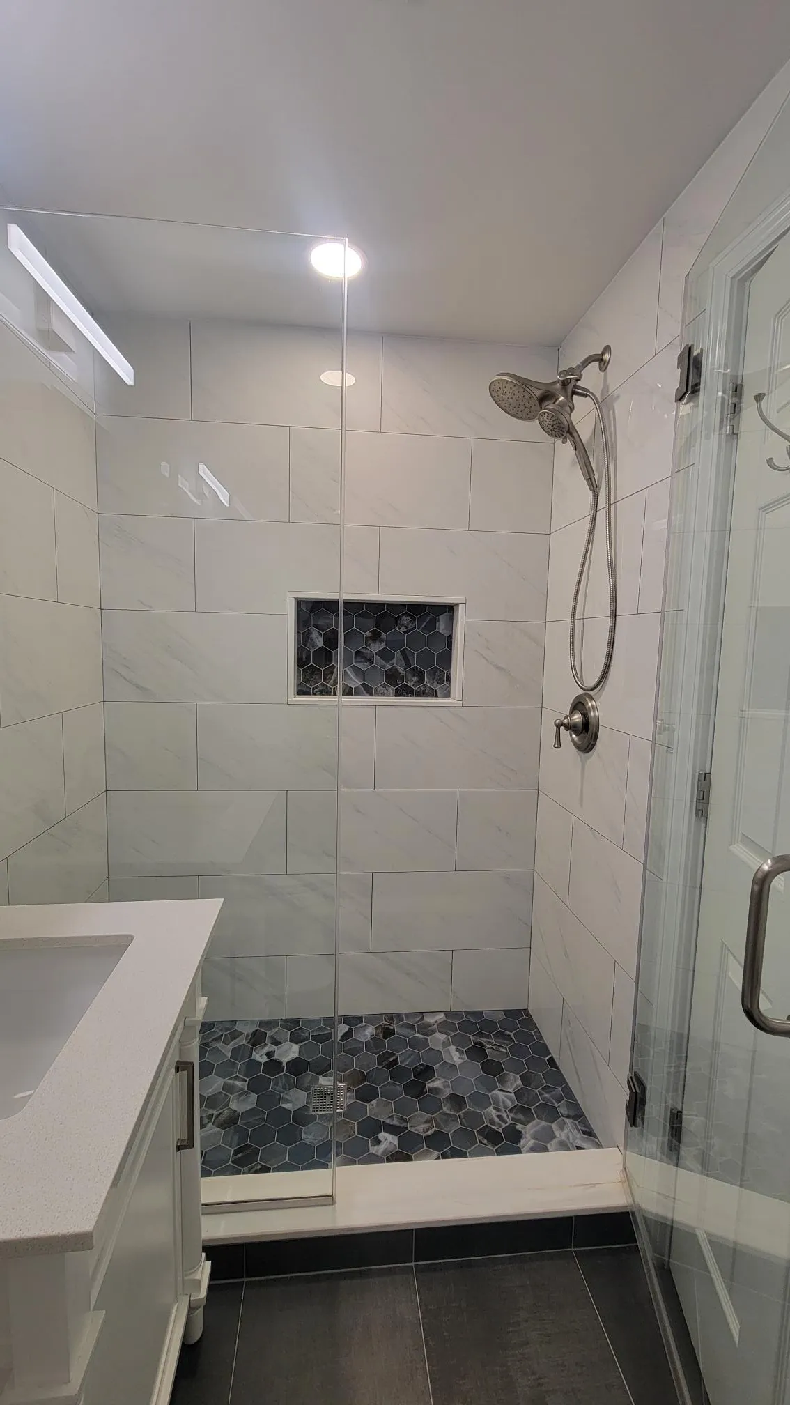  N Milwaukee Ave   60661 60642-unit#4F-Chicago-IL