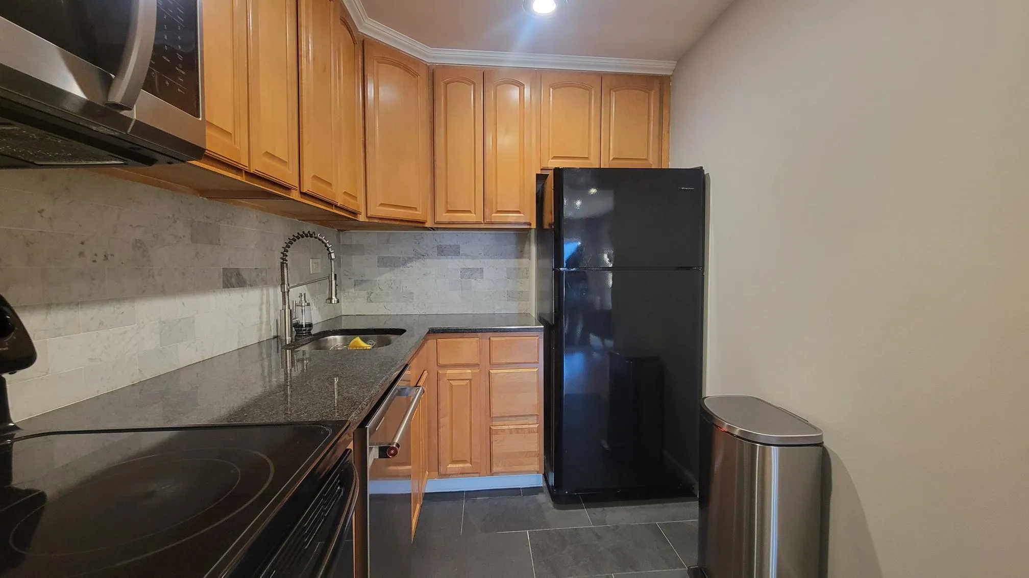  N Milwaukee Ave   60661 60642-unit#4F-Chicago-IL