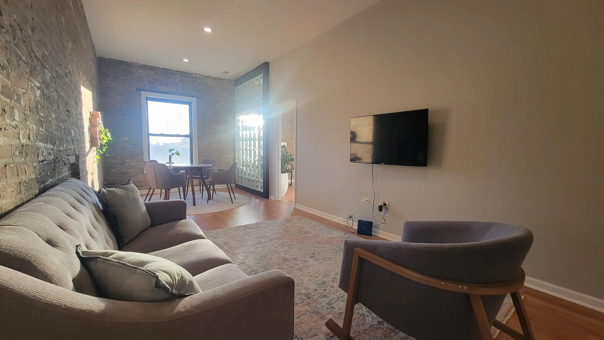  N Milwaukee Ave   60661 60642-unit#4F-Chicago-IL