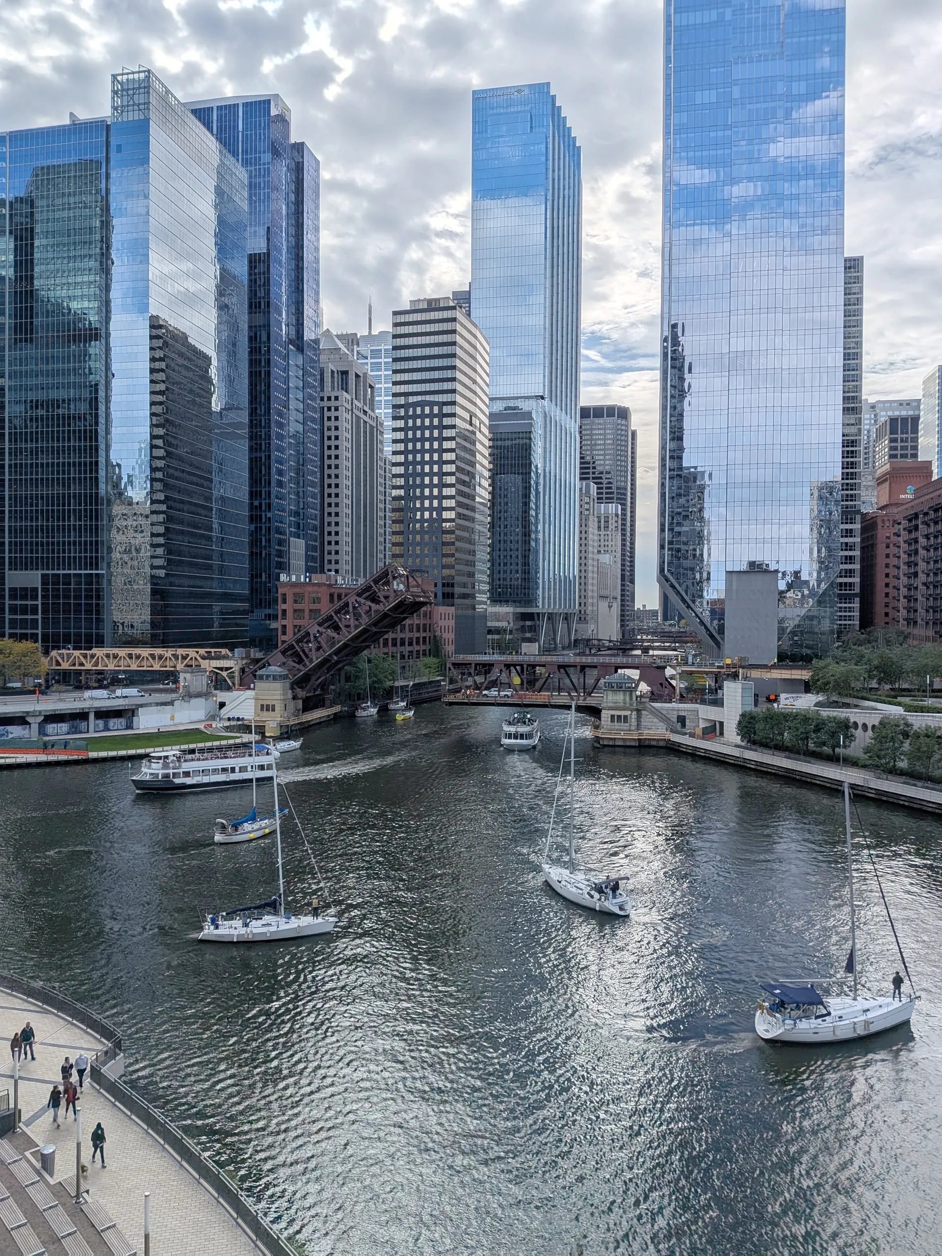  W Wolf Point Plaza   60654 60654-unit#504-Chicago-IL