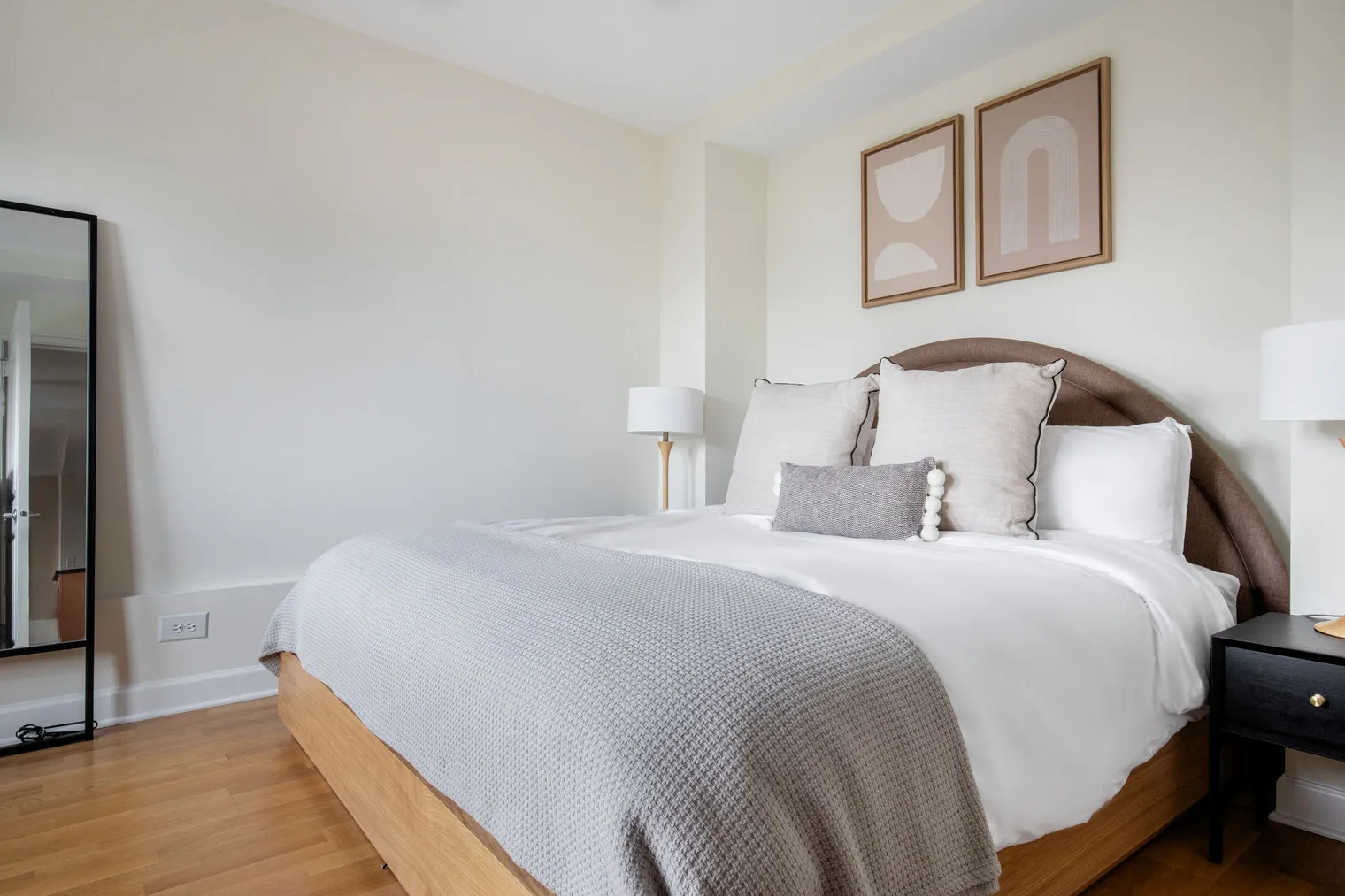 1400 N Lake Shore Dr   60610 60610-The Deco-unit#ID948-Chicago-IL