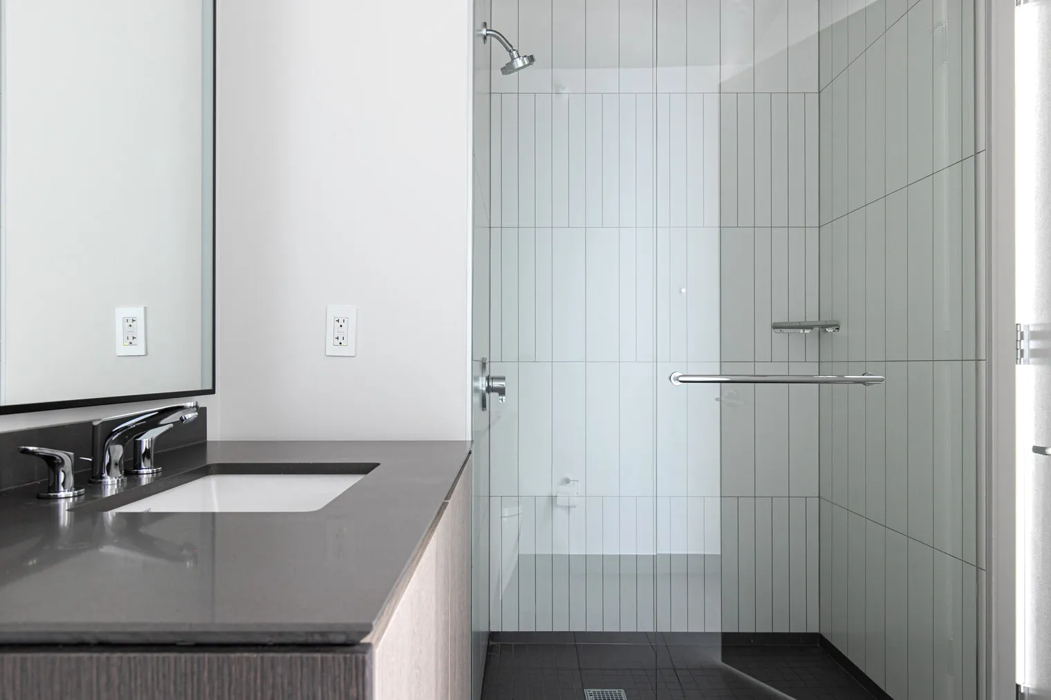 1210 S Indiana Ave   60605 60605-NEMA-unit#ID347-Chicago-IL