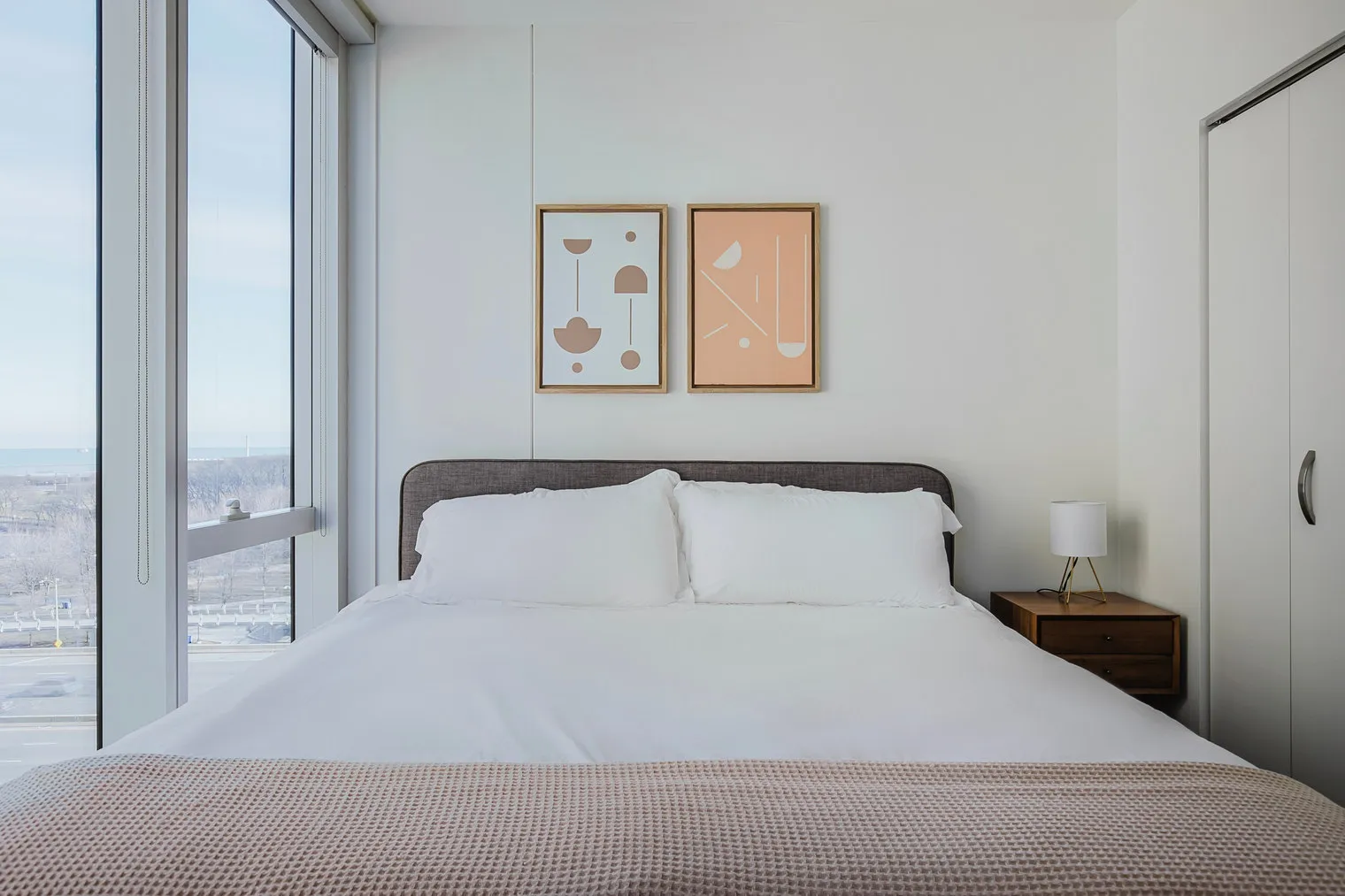 500 N Lake Shore Dr   60611 60611-500 Lake Shore-unit#ID1124-Chicago-IL