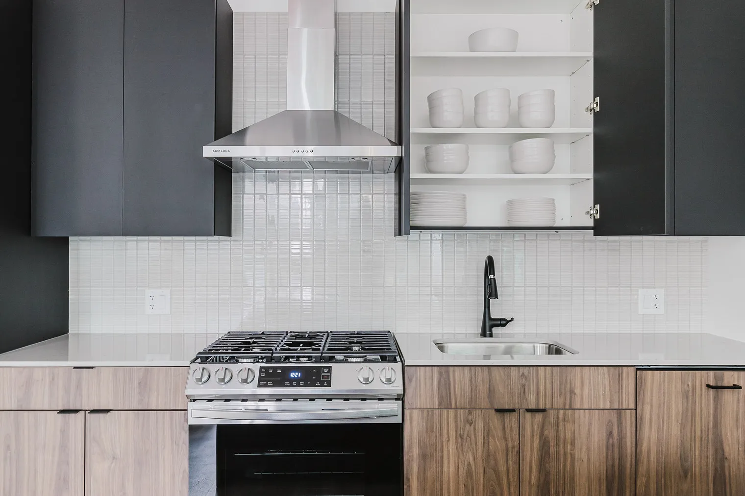 535 N St Clair St 60611 60611-Saint Grand-unit#ID1147-Chicago-IL