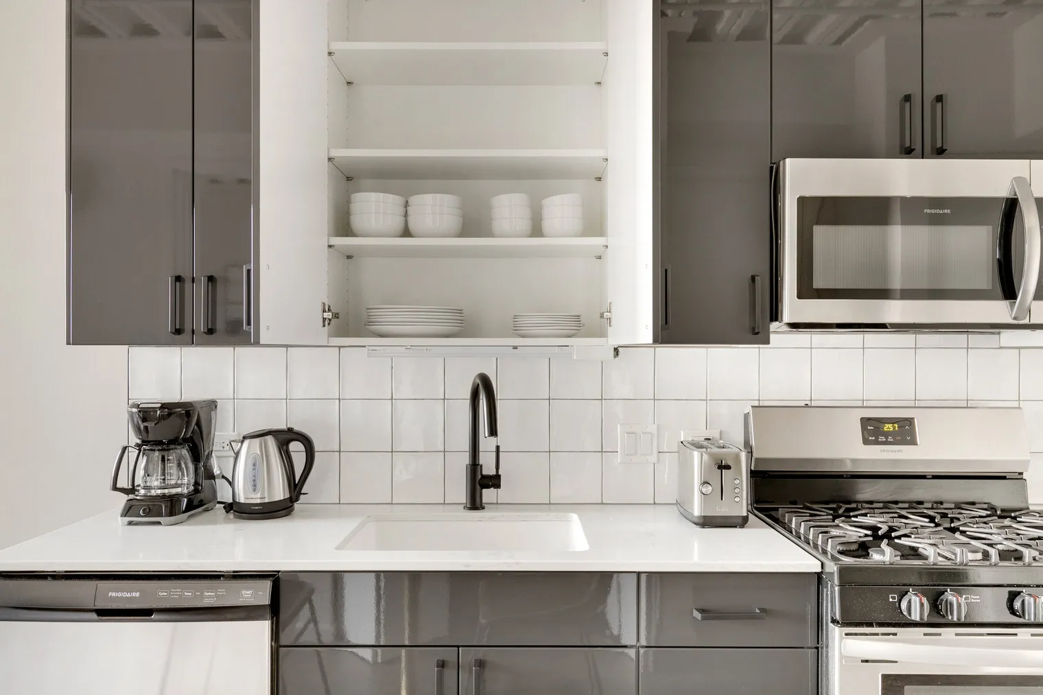 1220 W Jackson Blvd   60607 60607-The Jax-unit#ID1320-Chicago-IL