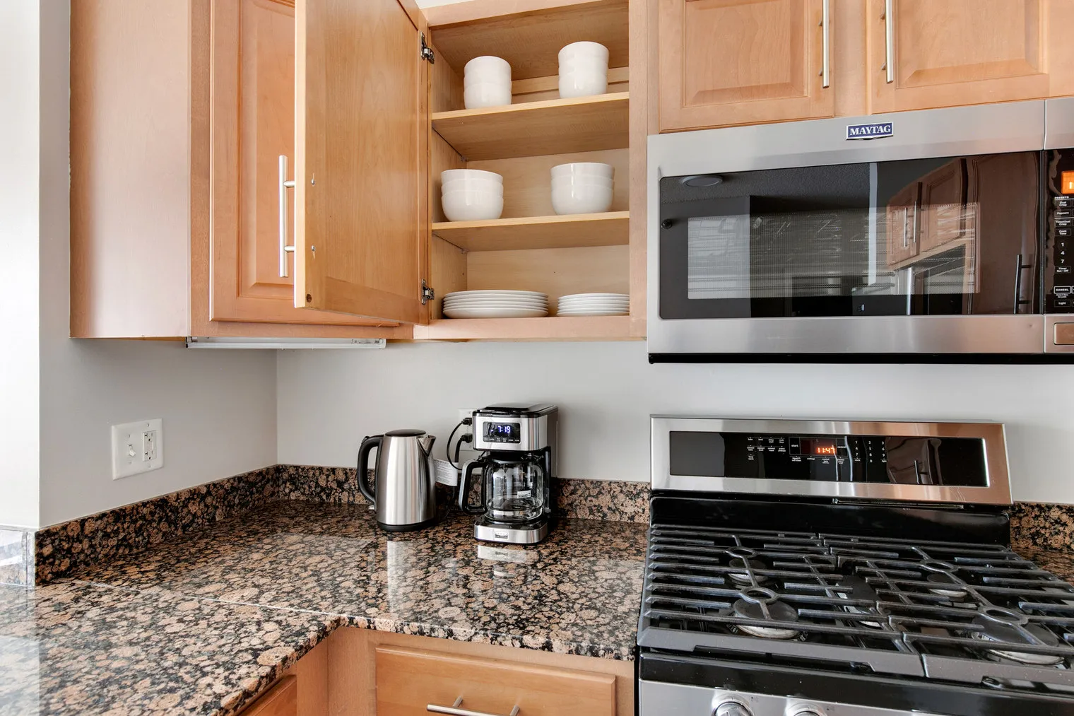 300 N Canal St   60606 60606-Left Bank-unit#ID1389-Chicago-IL