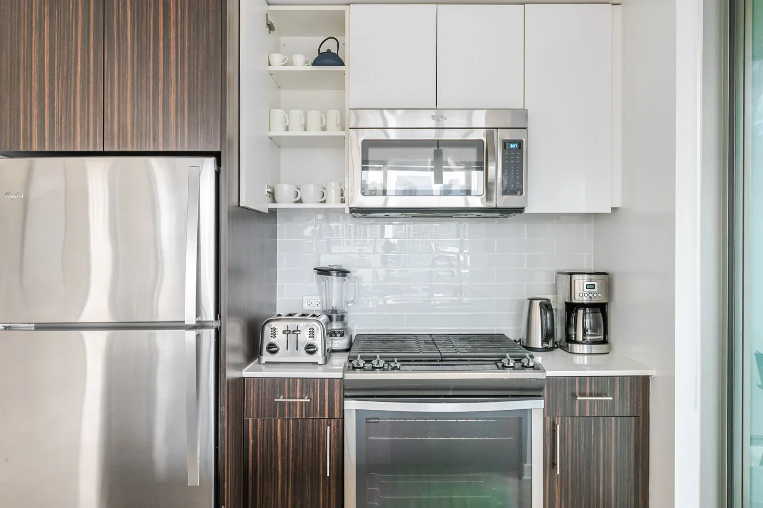 201 N Garland Ct   60601 60601-Mila-unit#ID1392-Chicago-IL