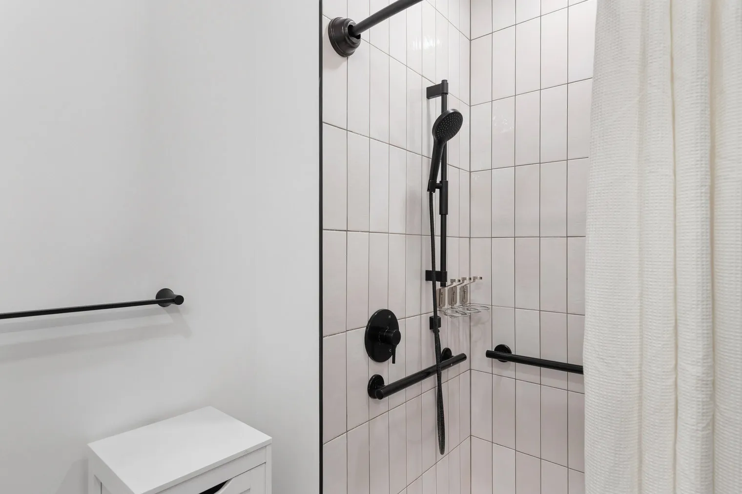 61 W Erie St   60654 60654-The Opal-unit#ID1396-Chicago-IL