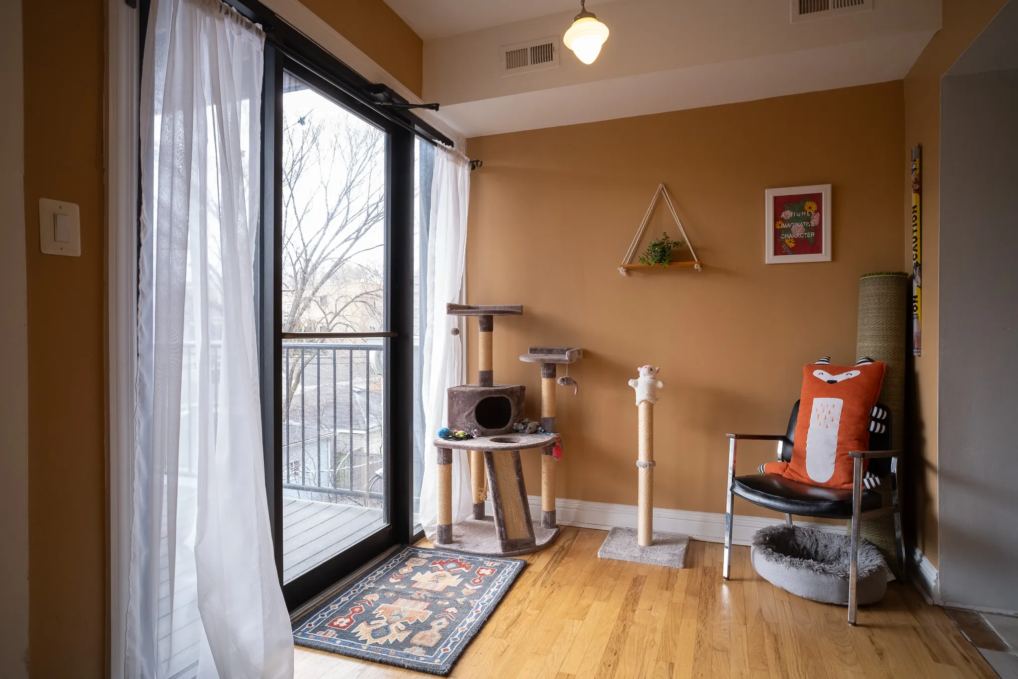 1639 W Foster Ave   60640 60640-unit#2-Chicago-IL