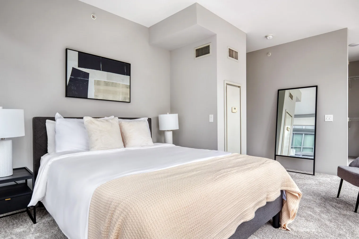 200 E Illinois St   60611 60611- Aston-unit#ID880-Chicago-IL