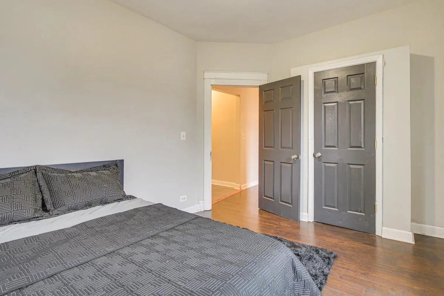 7442 S Ingleside Ave   60619 60619-Building South Ingleside Avenue - evolve-unit#ID1306745P-Chicago-IL