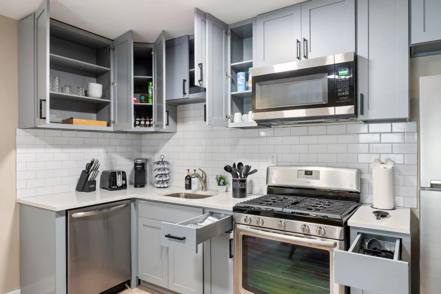 1009 Front St   60532 60532-Building Front Street-unit#ID1366970P-Lisle-IL