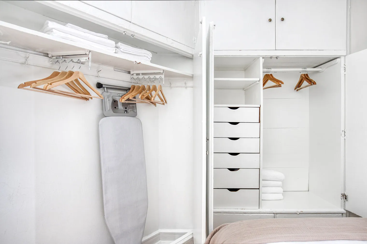 1400 N Lake Shore Dr   60610 60610-The Deco-unit#ID551-Chicago-IL