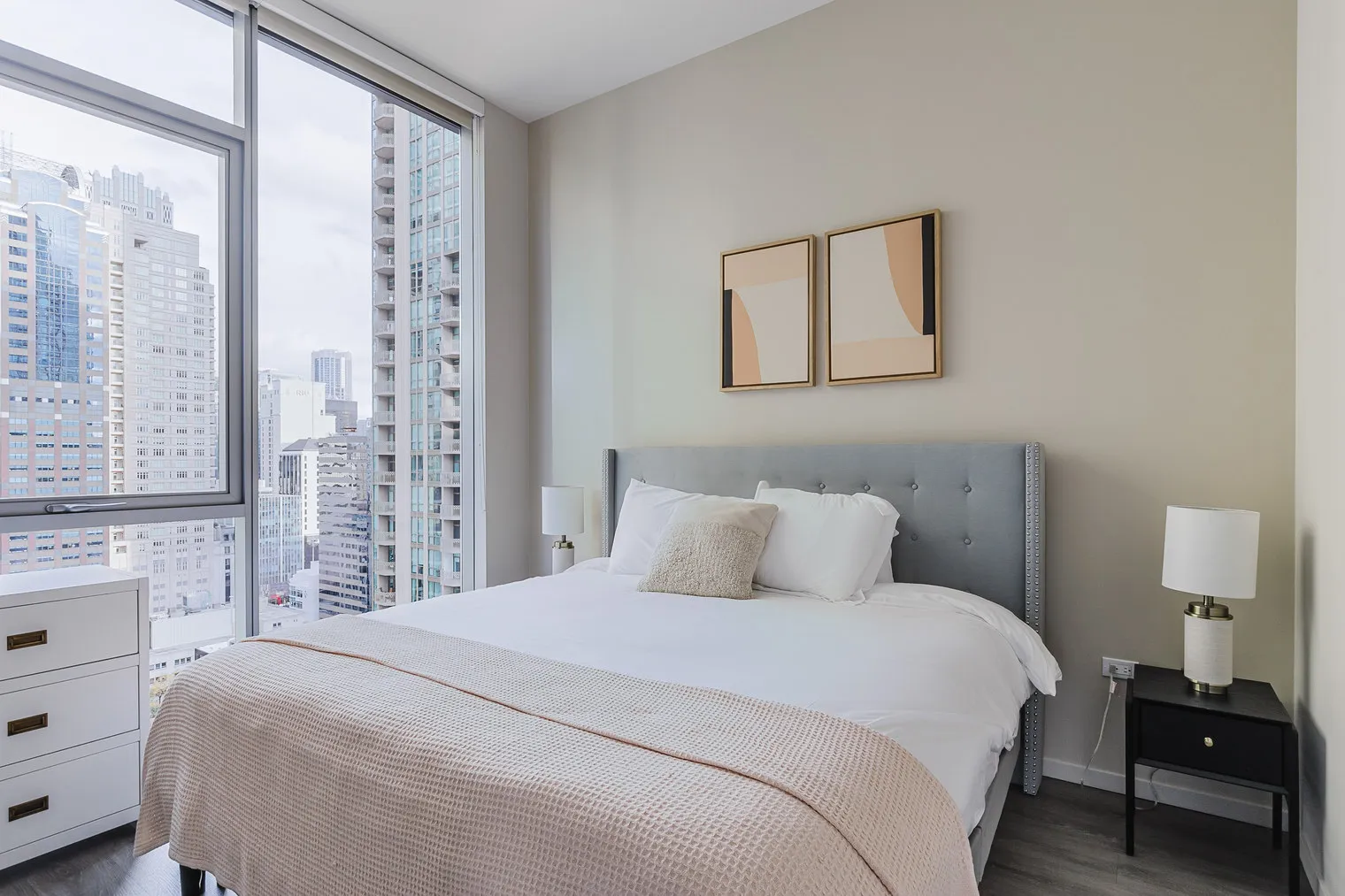 8 E Huron St   60611 60611-8 East Huron-unit#ID1113-Chicago-IL