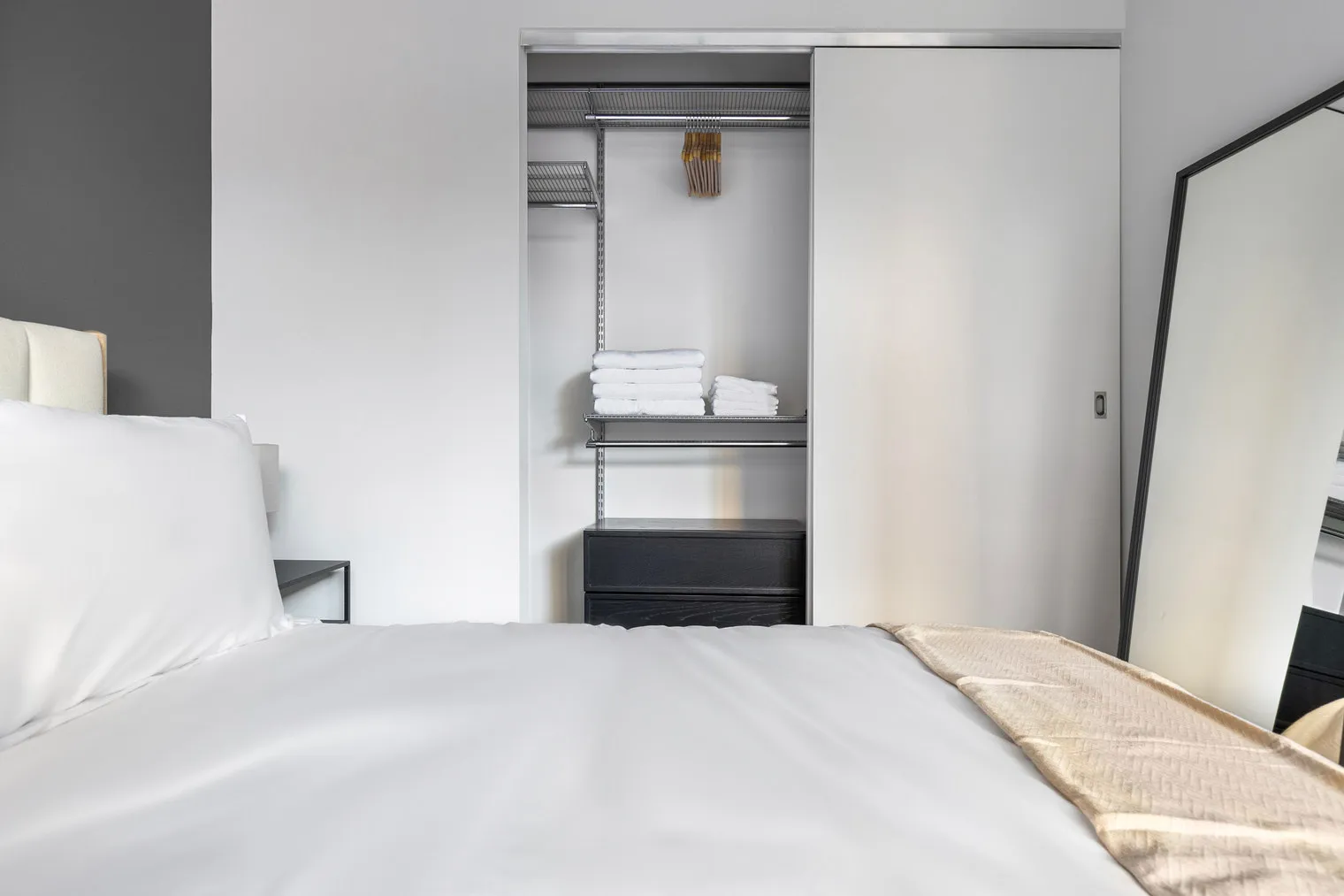 601 W Jackson Blvd   60661 60661-Jeff Jack-unit#ID1387-Chicago-IL