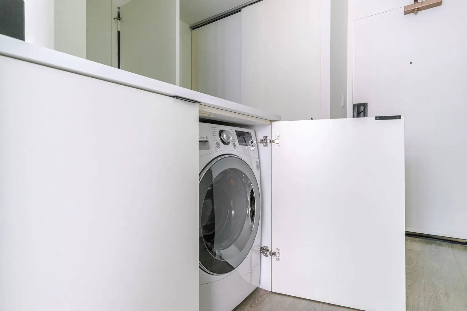 21 E Chestnut St   60611 60611-21 E Chestnut-unit#ID1391-Chicago-IL