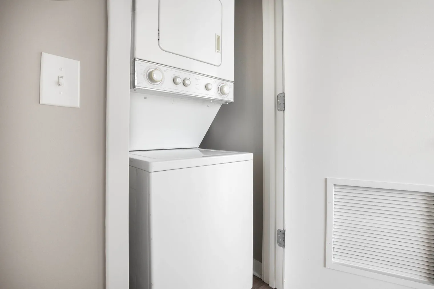 505 N State St   60654 60654-State & Grand-unit#ID1009-Chicago-IL