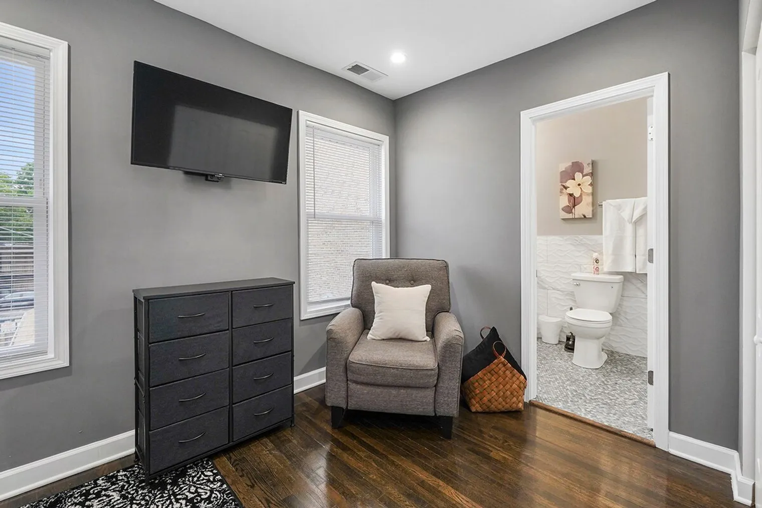 8041 S Martin Luther King Dr   60619 60619-Building South Doctor Martin Luther King Junior Drive - freestand-home-solutions-unit#ID1298093P-Chicago-IL