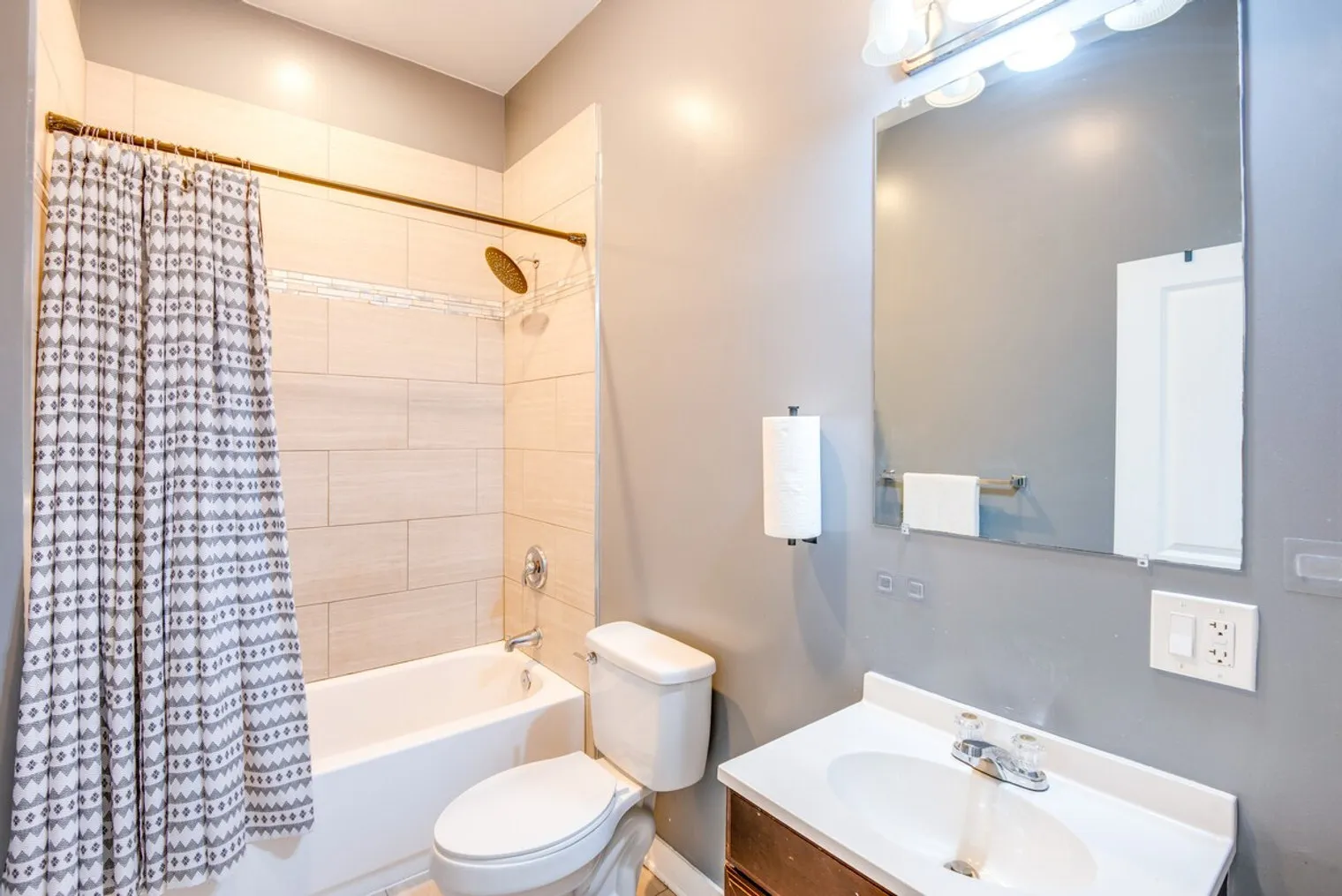 4241 S Langley Ave 60653 60653-Building South Langley Avenue - evolve-unit#ID1305514P-Chicago-IL