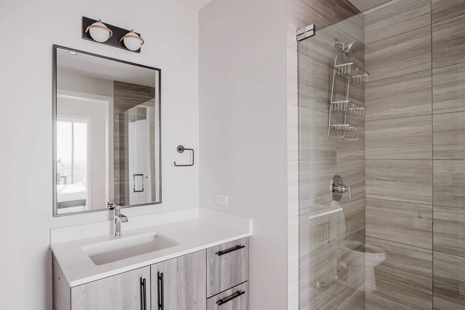 5252 S Cornell Ave   60615 60615-5252 Apartments-unit#ID1157-Chicago-IL