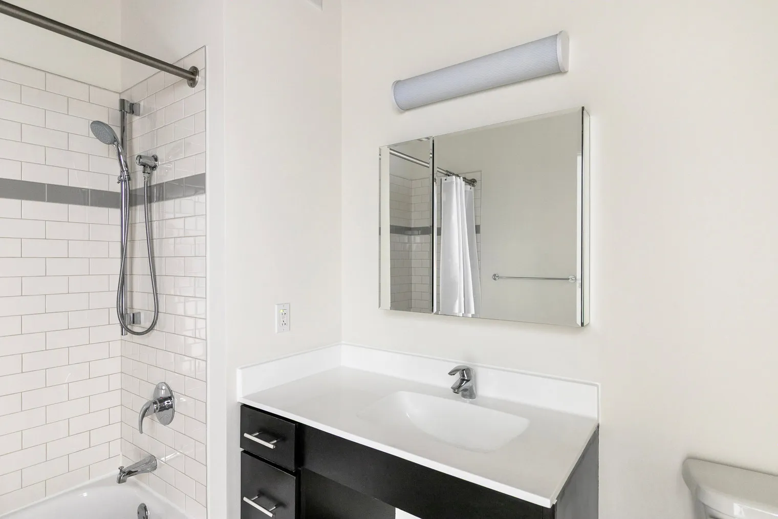601 W Jackson Blvd   60661 60661-Jeff Jack-unit#ID1387-Chicago-IL