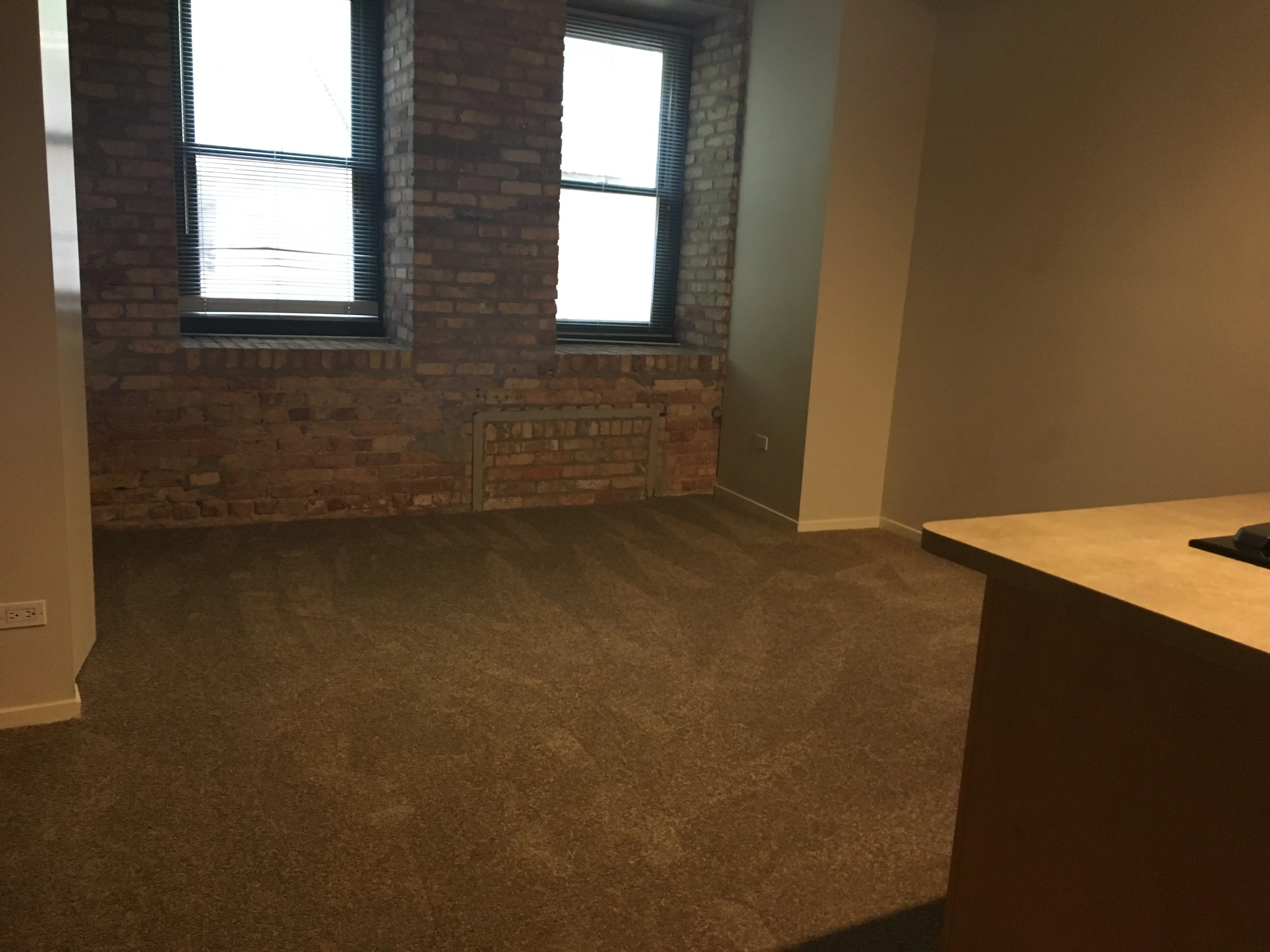 1301 W Fletcher St   60657 60657-Brewery Lofts-unit#113-Chicago-IL