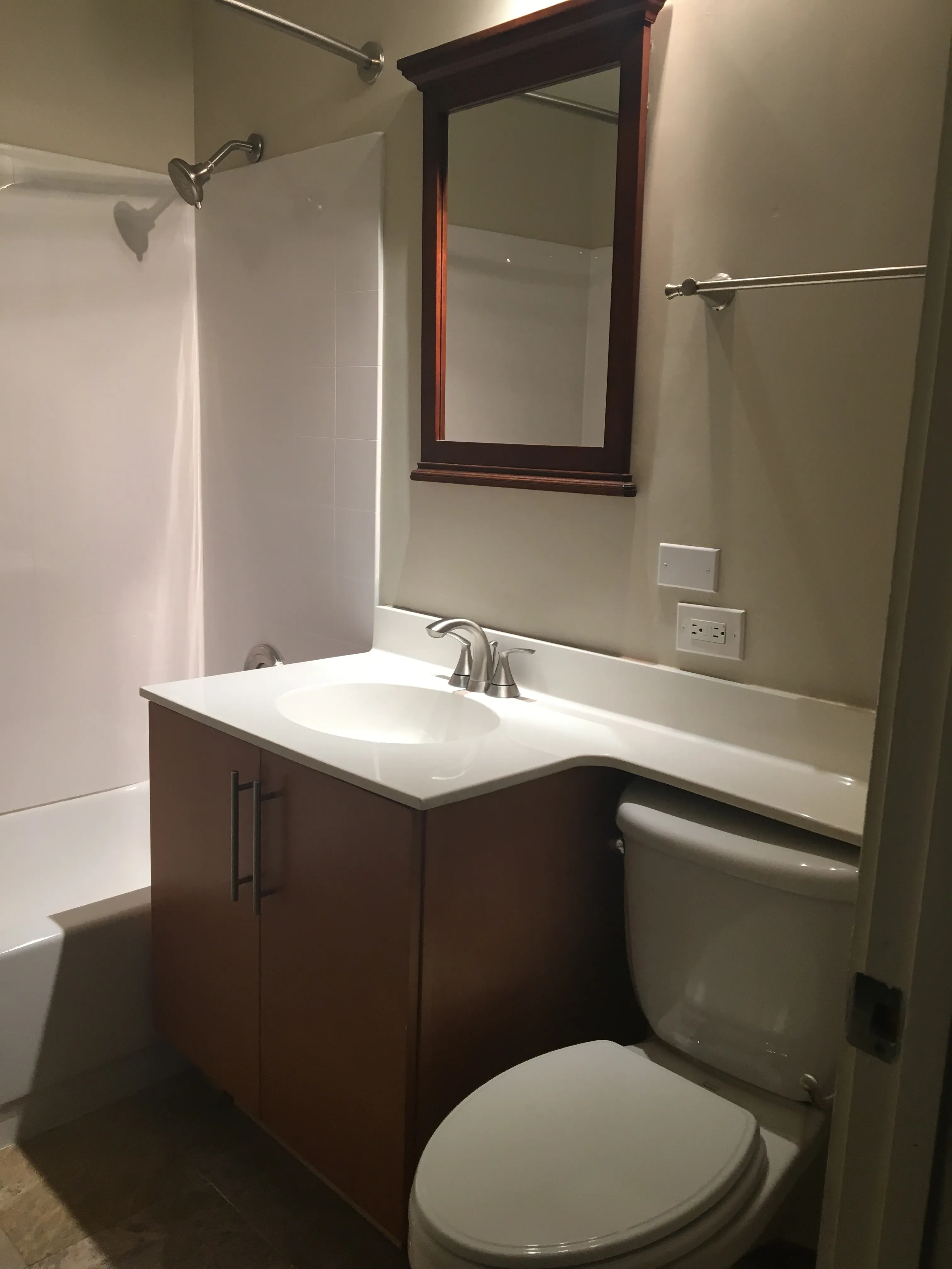 1301 W Fletcher St   60657 60657-Brewery Lofts-unit#113-Chicago-IL