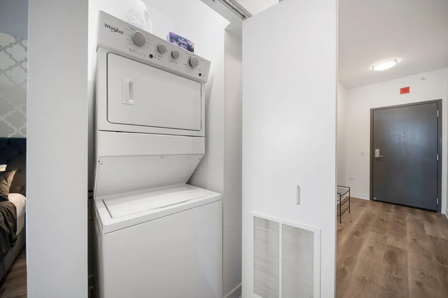 347 S Clark St   60604 60604-Building South Clark Street - first-class-rentals-llc-unit#ID1321203P-Chicago-IL