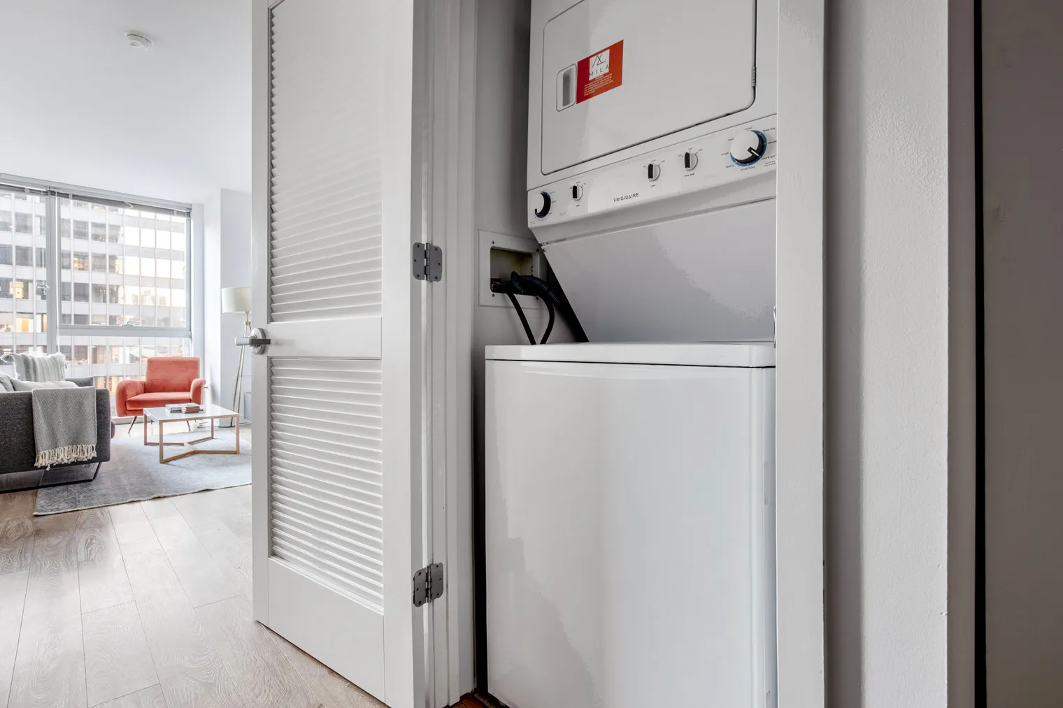 201 N Garland Ct   60601 60601- Mila-unit#ID1017-Chicago-IL
