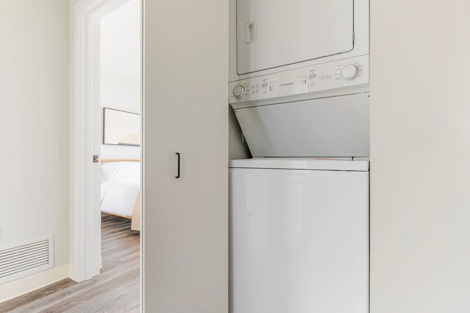 6149 N Broadway   60660 60660-The Edge-unit#ID1273-Chicago-IL