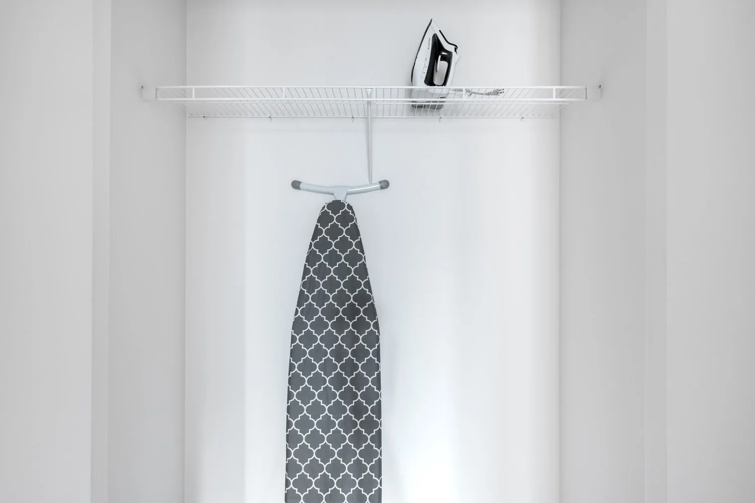 210 N Wells St   60601 60601-Lake & Wells Apartments-unit#ID271-Chicago-IL