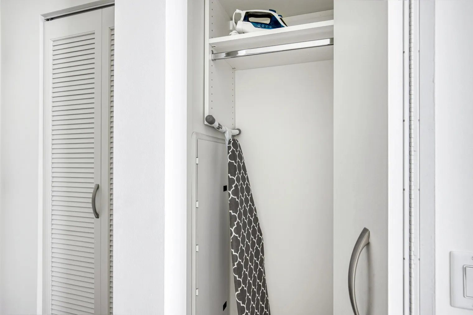 500 N Lake Shore Dr   60611 60611-500 Lake Shore-unit#ID436-Chicago-IL