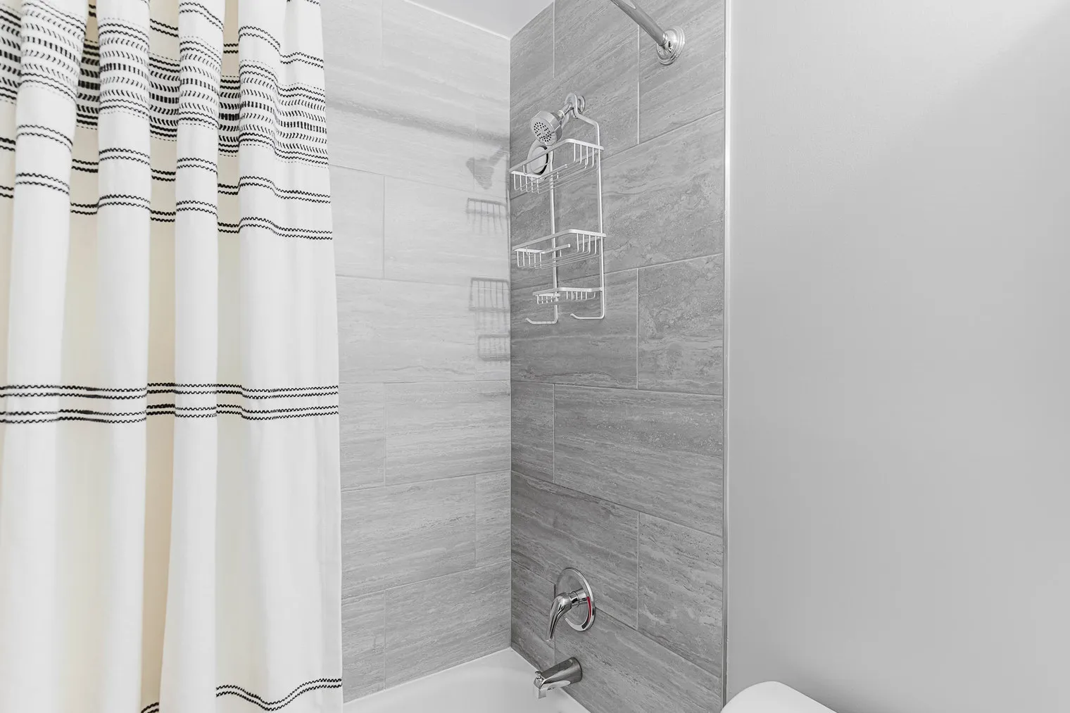 1 E Delaware Pl   60611 60611-One East Delaware-unit#ID1126-Chicago-IL