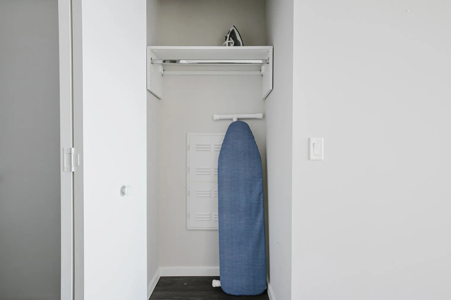 5252 S Cornell Ave   60615 60615-5252 Apartments-unit#ID1157-Chicago-IL