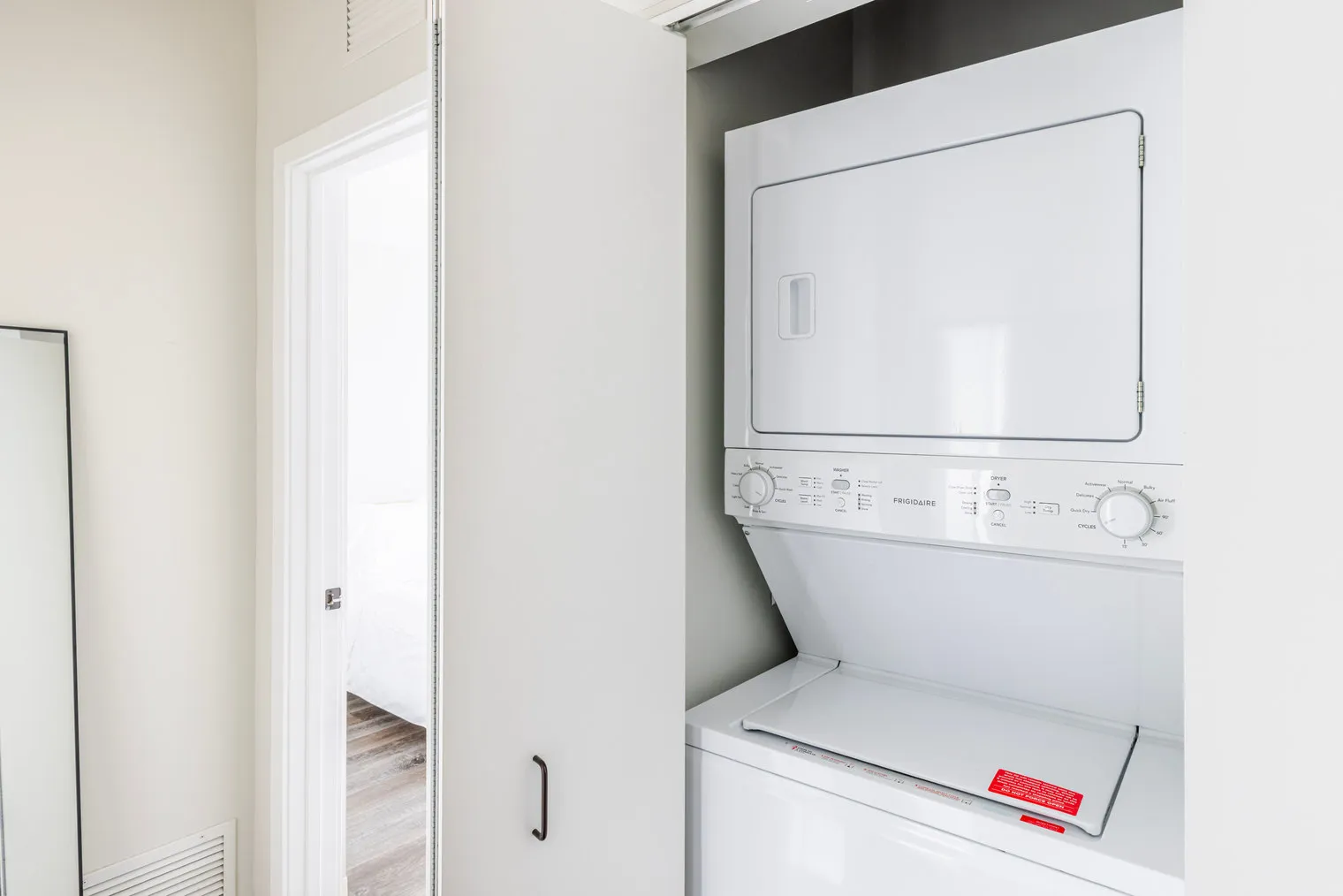 6149 N Broadway   60660 60660-The Edge-unit#ID1272-Chicago-IL