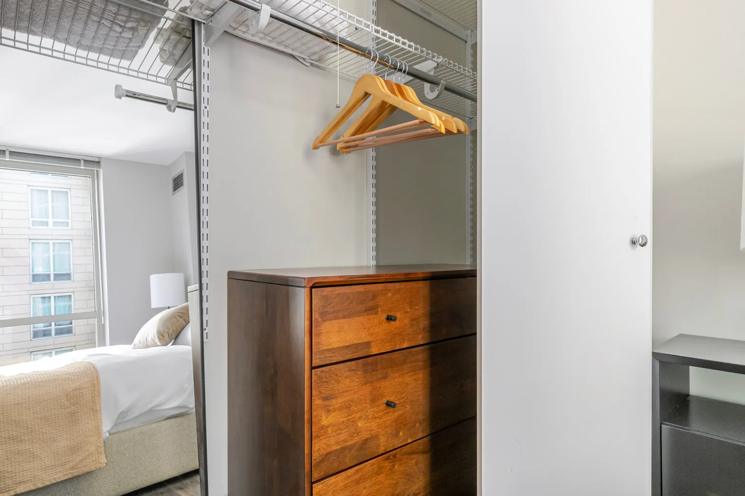 1 E Delaware Pl   60611 60611-One East Delaware-unit#ID1358-Chicago-IL