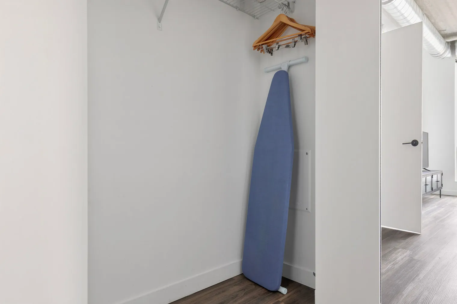 61 W Erie St   60654 60654-The Opal-unit#ID1397-Chicago-IL