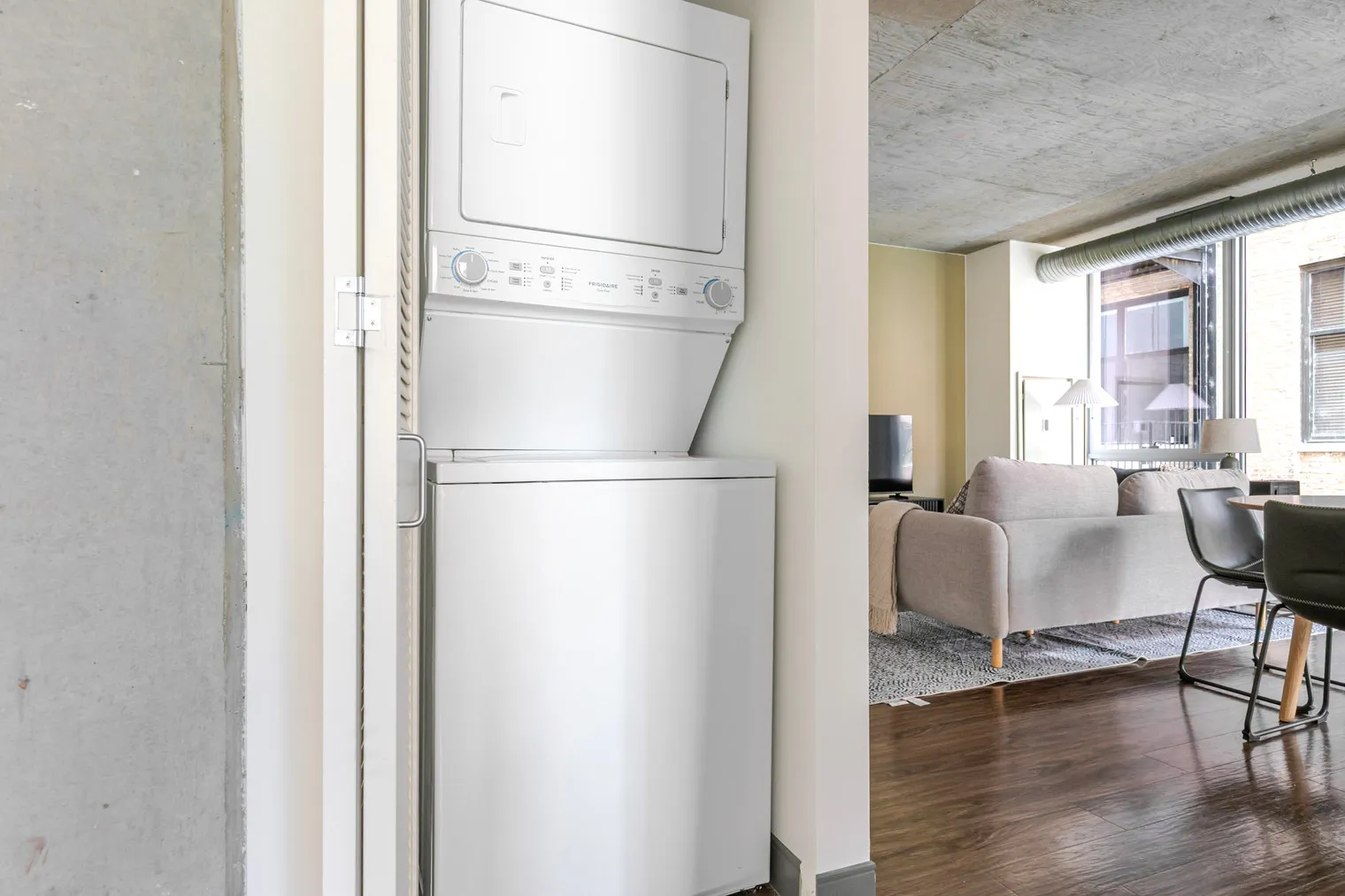 601 W Jackson Blvd 60661 60661-Jeff Jack-unit#ID1329-Chicago-IL