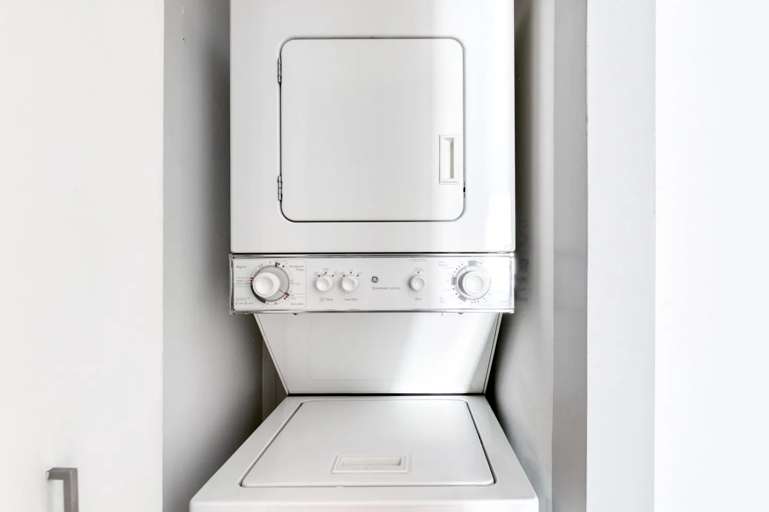 420 E OHIO ST 60611-420 East Ohio-unit#ID585-Chicago-IL