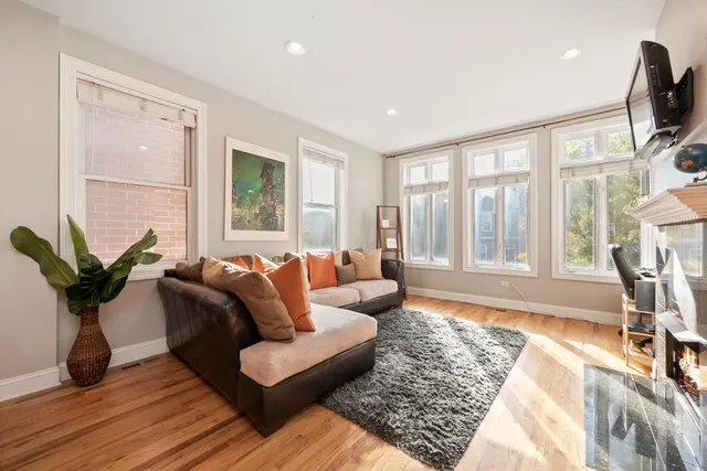 1636 W Warren Blvd   60612 60612-unit#2-Chicago-IL