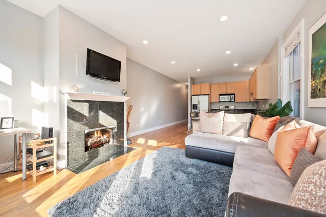 1636 W Warren Blvd   60612 60612-unit#2-Chicago-IL