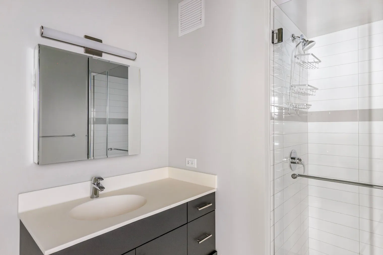 60 E Randolph St   60601 60601-Parkline-unit#ID1346-Chicago-IL