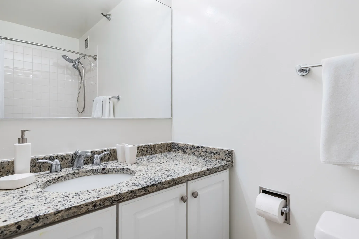750 N Rush St   60611 60611-The Chicagoan-unit#ID160-Chicago-IL