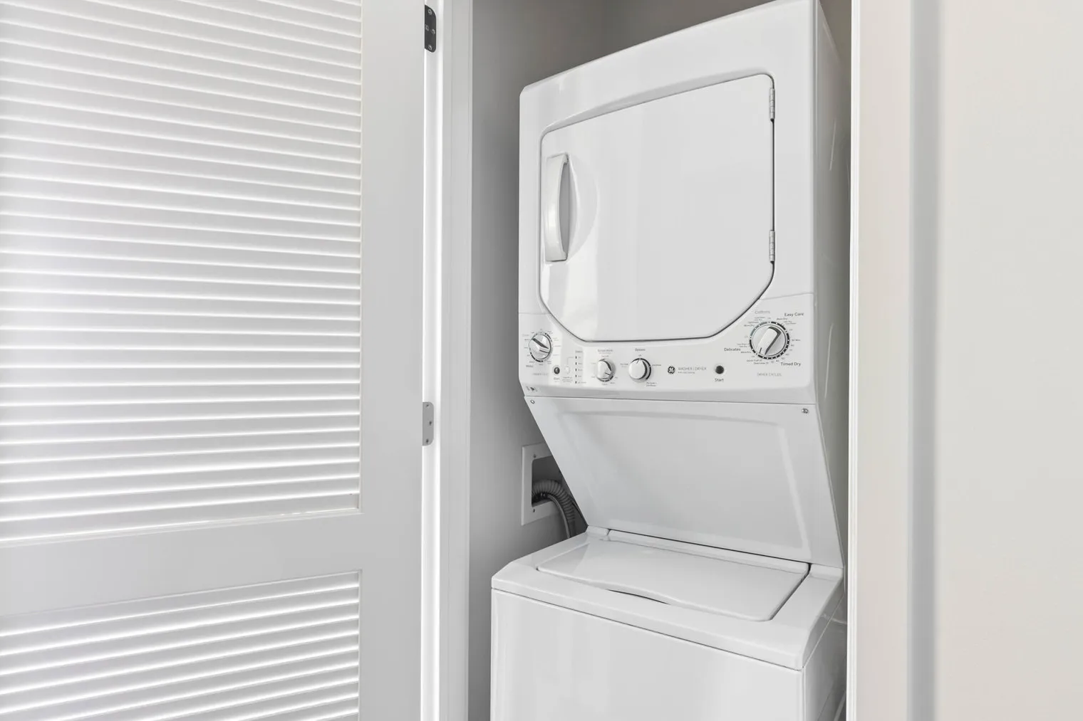 1210 S INDIANA AVE 60605- NEMA-unit#ID744-Chicago-IL