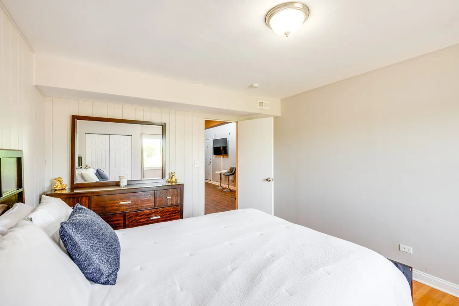 8136 S Kedzie Ave   60652 60652-Building South Kedzie Avenue - evolve-unit#ID1306840P-Chicago-IL