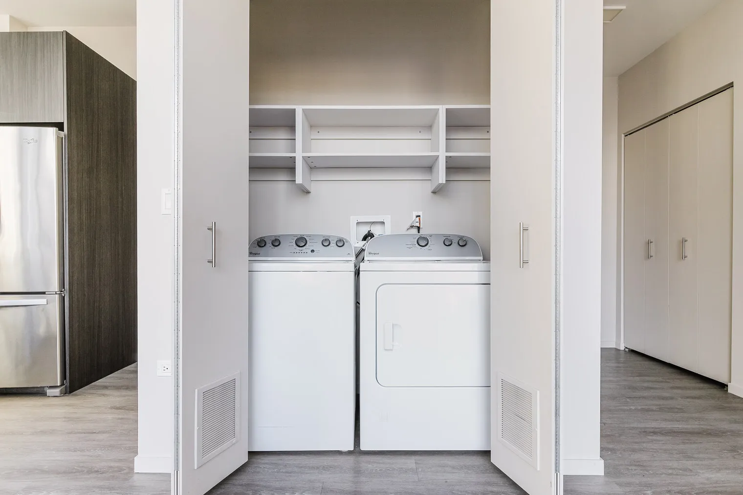 8 E Huron St   60611 60611-8 East Huron-unit#ID1113-Chicago-IL